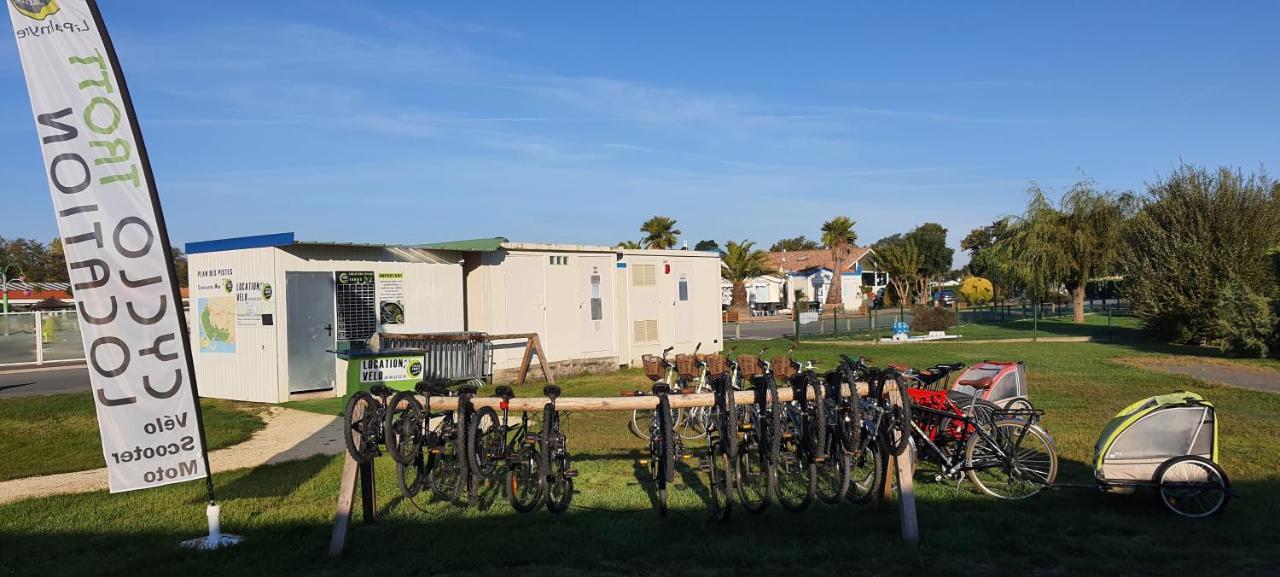 Mobilhome 2Ch Climatise-Terrasse Fermee-4 Velos-Camping 4 Etoiles Les Charmettes Les Mathes Εξωτερικό φωτογραφία