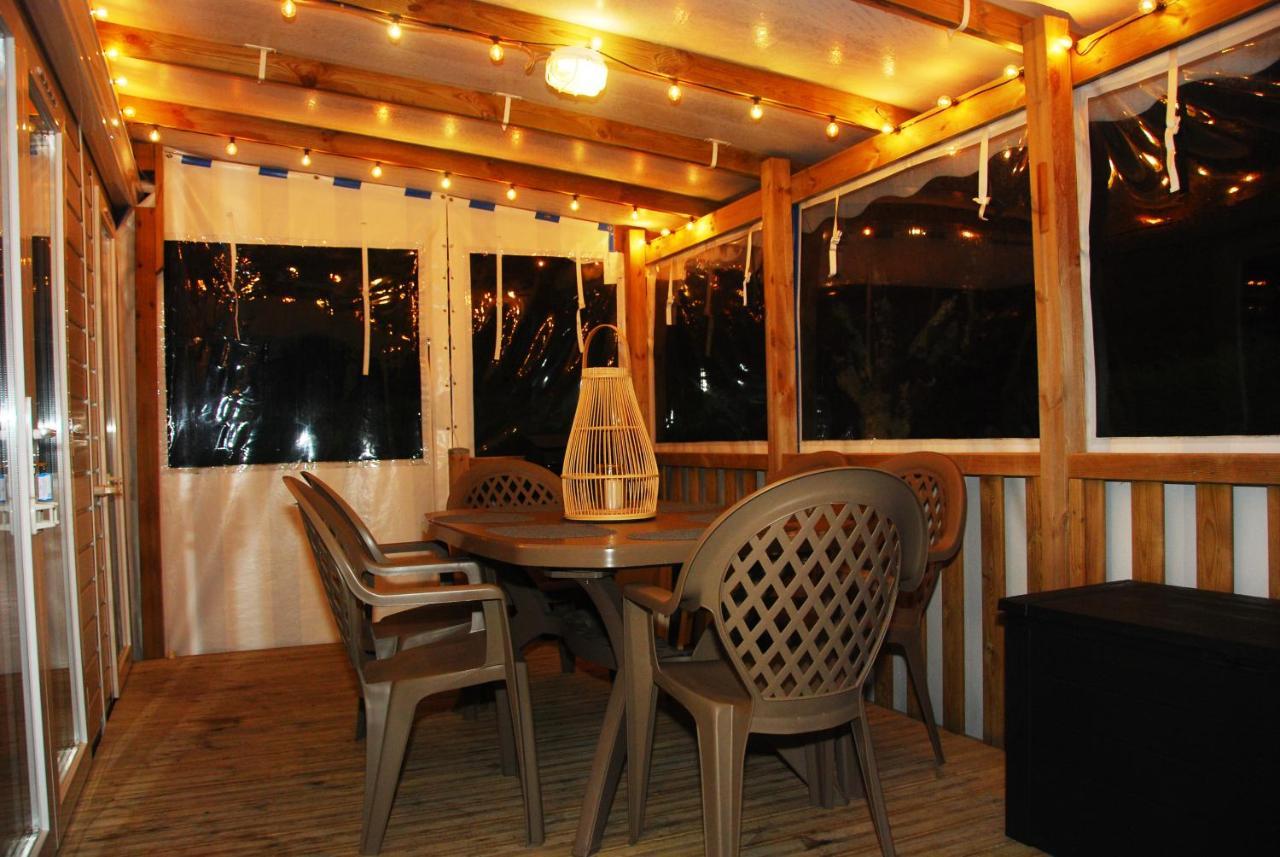 Mobilhome 2Ch Climatise-Terrasse Fermee-4 Velos-Camping 4 Etoiles Les Charmettes Les Mathes Εξωτερικό φωτογραφία