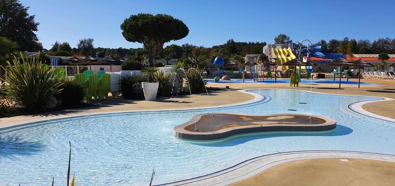 Mobilhome 2Ch Climatise-Terrasse Fermee-4 Velos-Camping 4 Etoiles Les Charmettes Les Mathes Εξωτερικό φωτογραφία
