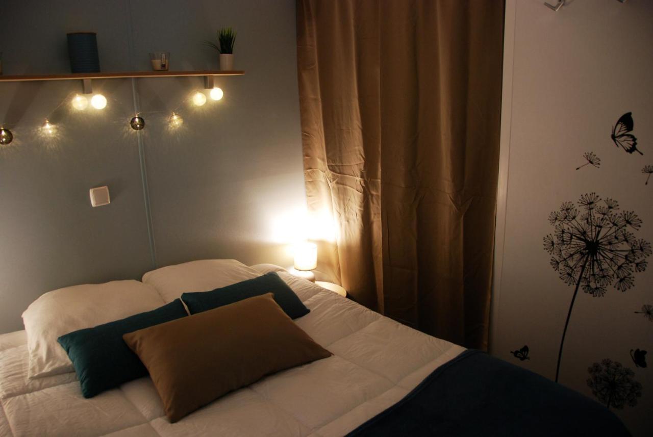 Mobilhome 2Ch Climatise-Terrasse Fermee-4 Velos-Camping 4 Etoiles Les Charmettes Les Mathes Εξωτερικό φωτογραφία