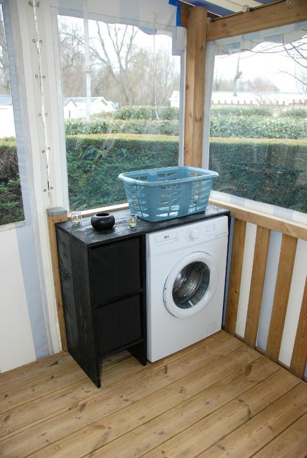 Mobilhome 2Ch Climatise-Terrasse Fermee-4 Velos-Camping 4 Etoiles Les Charmettes Les Mathes Εξωτερικό φωτογραφία