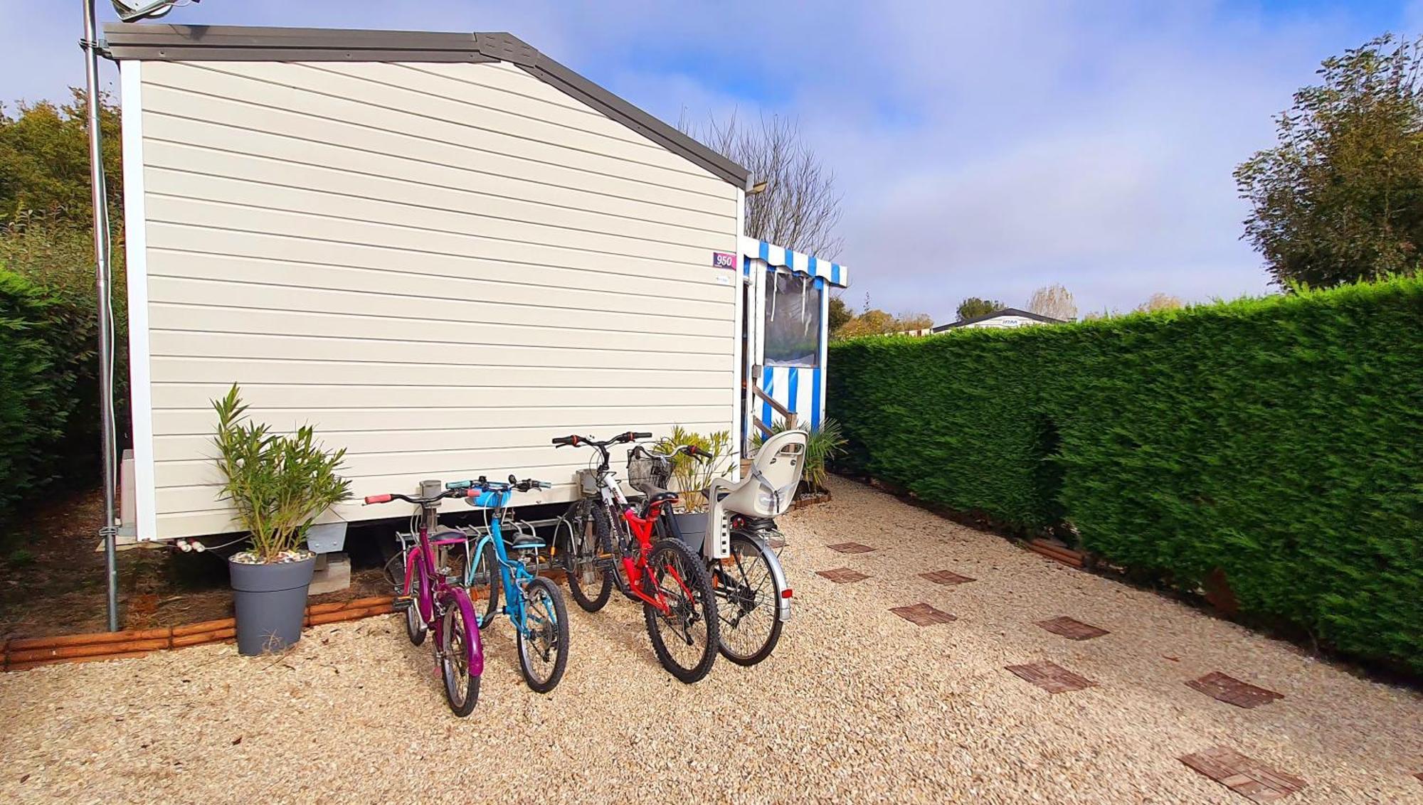 Mobilhome 2Ch Climatise-Terrasse Fermee-4 Velos-Camping 4 Etoiles Les Charmettes Les Mathes Εξωτερικό φωτογραφία